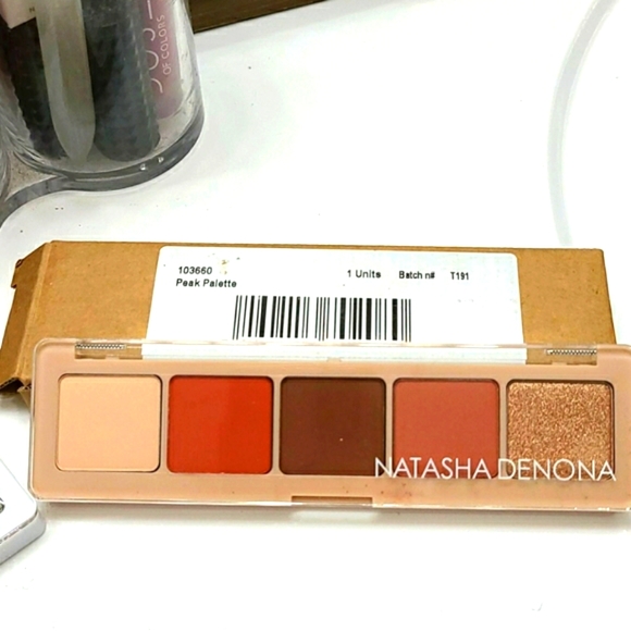 NATASHA DENONA - Picture 6 of 7